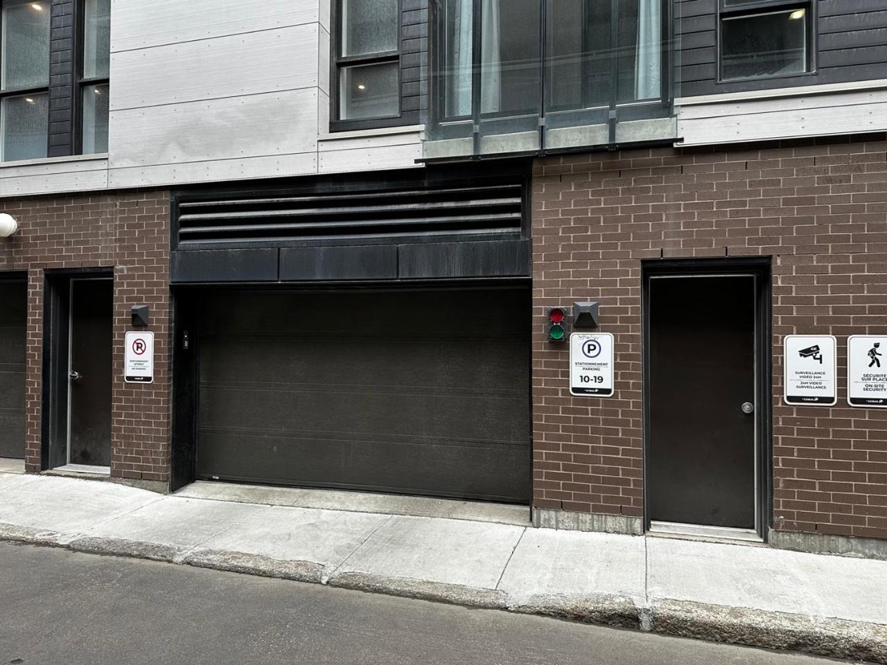 Initial / Cinéma +Parking / Centre-ville de Québec Exterior foto